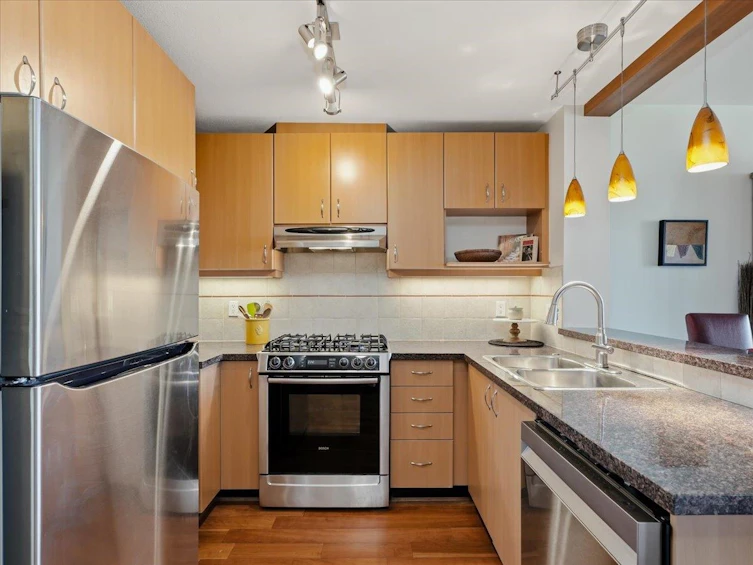 417-580 Raven Woods Drive, North Vancouver, BC, V7G 2T2 - 2