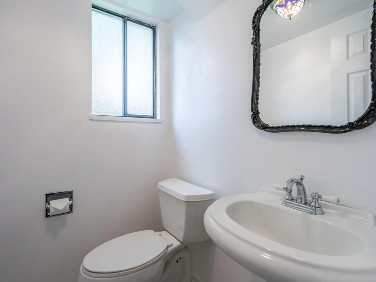 6811 Baker Road, Delta, BC, V4E 2T8 - 7