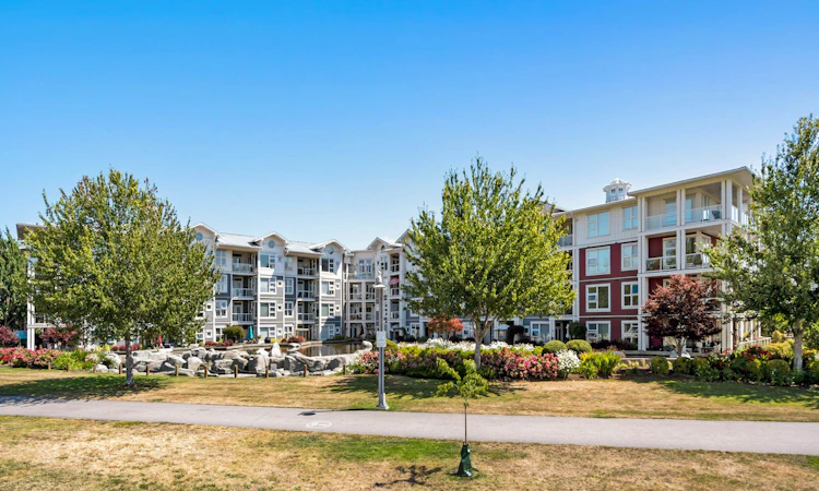 101-4500 Westwater Drive