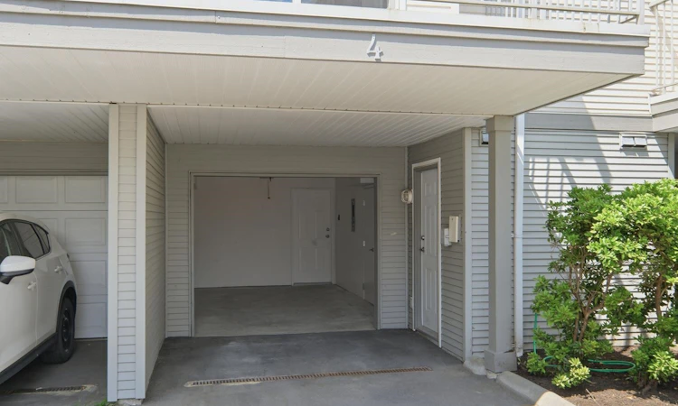23-5900 Muir Drive