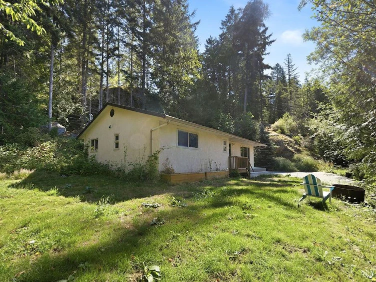 5754 Trout Lake Road, Halfmoon Bay, BC, V7Z 1H1 - 22