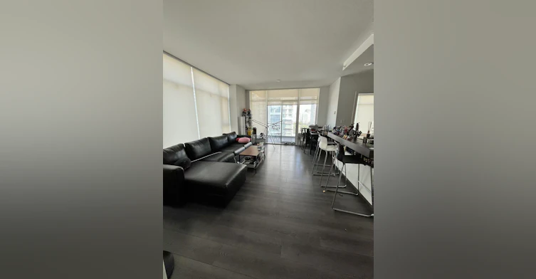 4688 Kingsway, Burnaby, BC, V5H 4L9 - 2