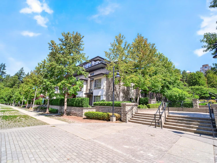 201-7428 Byrnepark Walk, Burnaby, BC, V3N 0B4 - 19