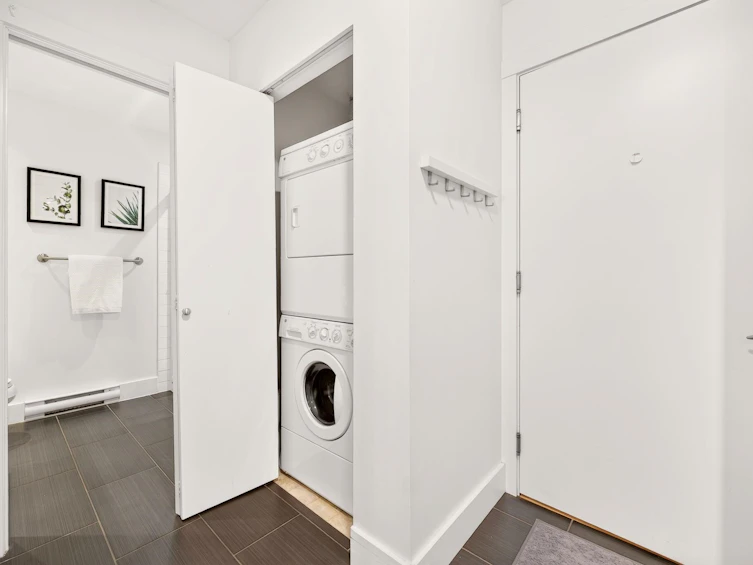 201-7428 Byrnepark Walk, Burnaby, BC, V3N 0B4 - 15
