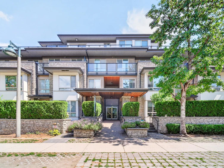201-7428 Byrnepark Walk, Burnaby, BC, V3N 0B4 - 18