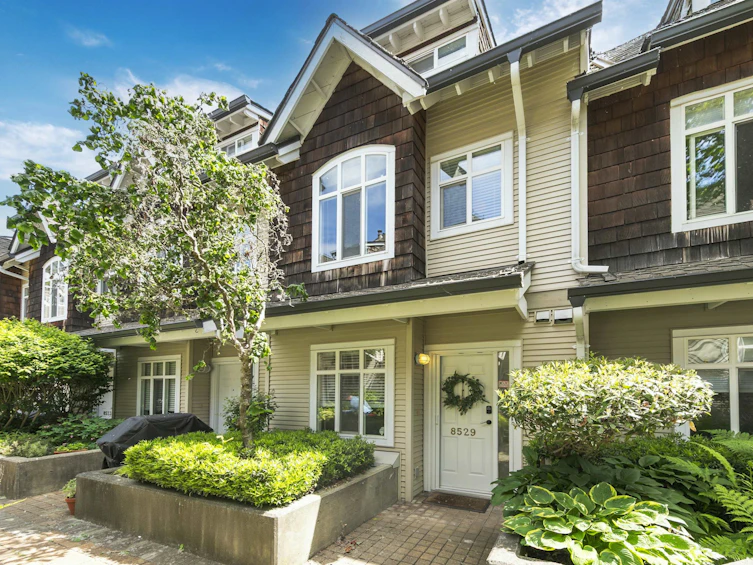 8529 Jellicoe Street, Vancouver, BC, V5S 4T5