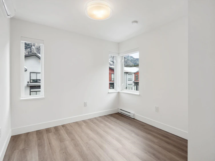 38073 Helm Way, Squamish, BC, V8B 1E6 - 27