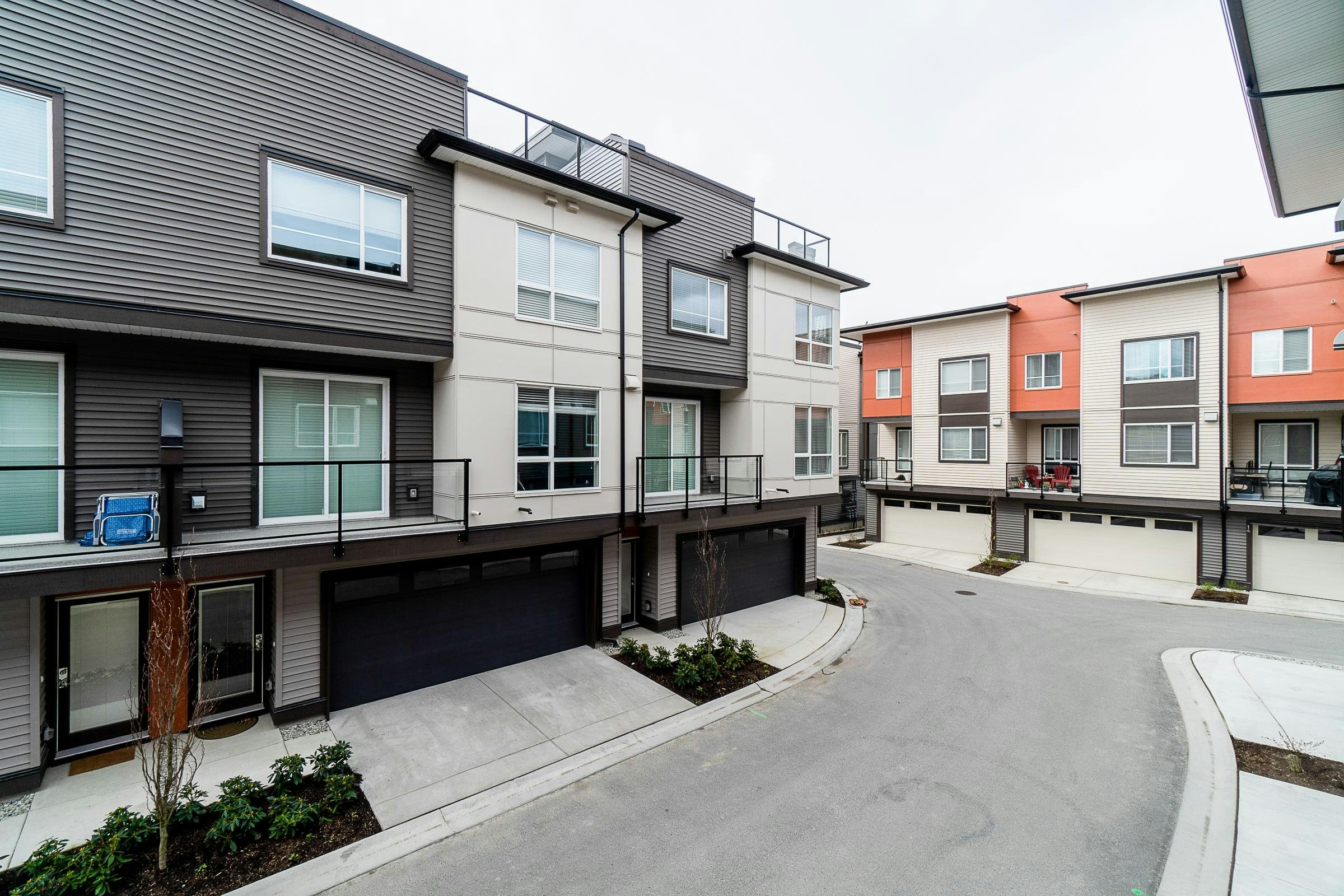 19-7288 188 Street, Surrey, BC, V4N 6W3
