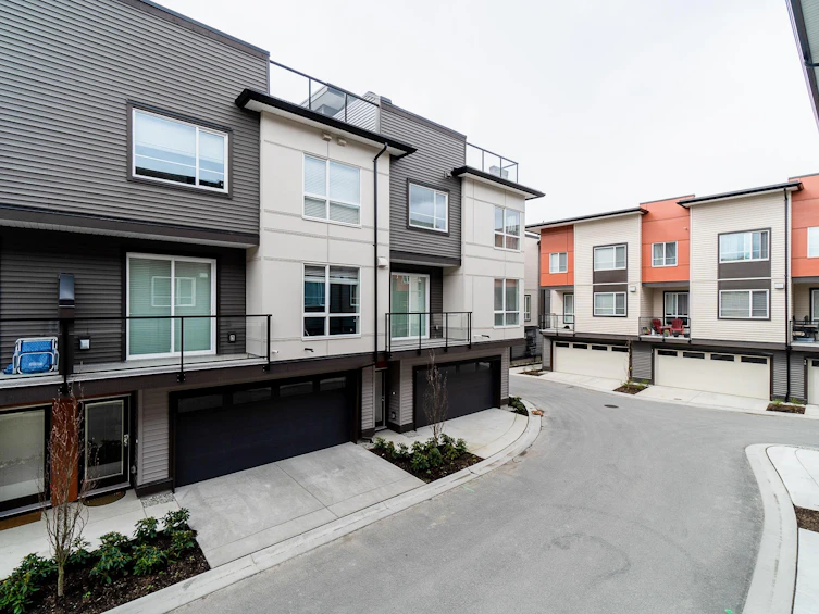 19-7288 188 Street, Surrey, BC, V4N 6W3