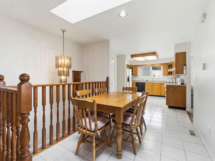 1522 Haversley Avenue, Coquitlam, BC, V3J 1V6 - 6