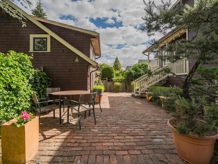 819 Eighth Avenue, New Westminster, BC, V3M 2R4 - 35