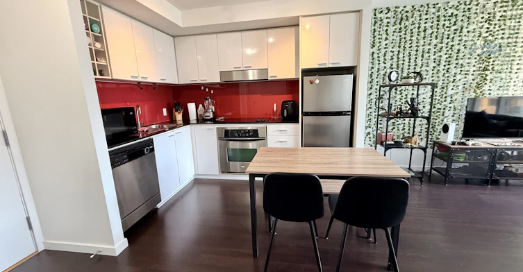 809-131 Regiment Square, Vancouver, BC, V6B 1X6 - 2