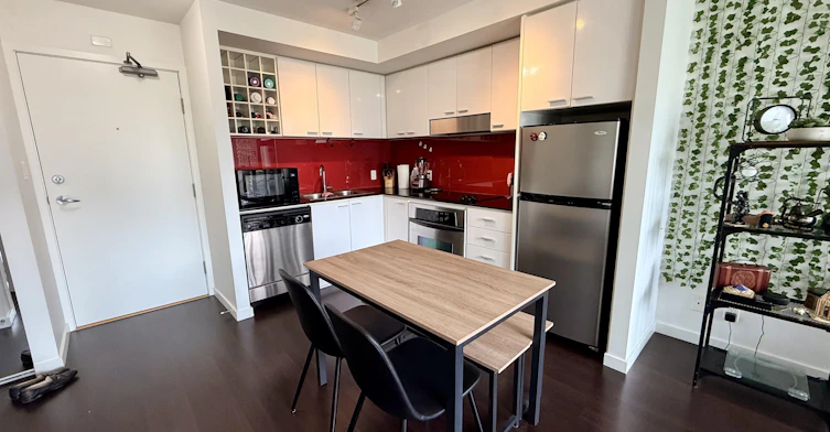 809-131 Regiment Square, Vancouver, BC, V6B 1X6 - 3