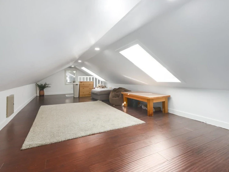 3730 Windsor Street, Vancouver, BC, V5V 4N7 - 30