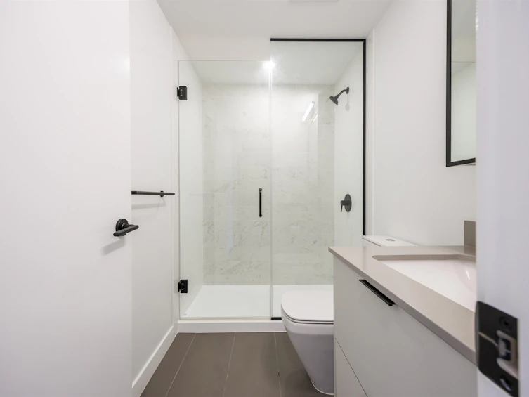 1201-13685 102 Avenue, Surrey, BC, V3T 1N7 - 6
