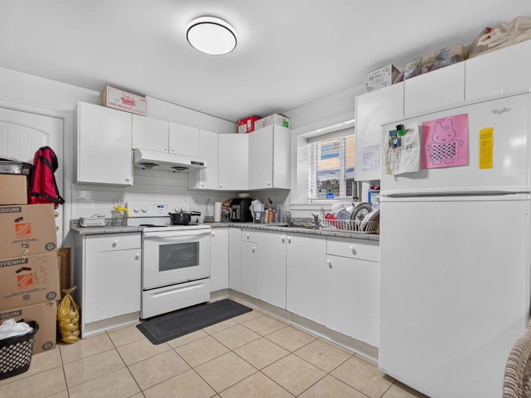 13296 62a Avenue, Surrey, BC, V3X 0A9 - 34