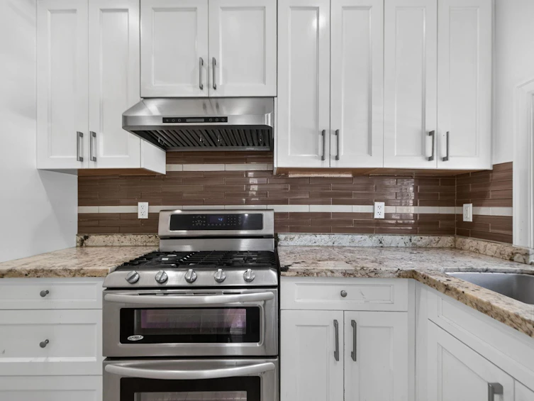 13296 62a Avenue, Surrey, BC, V3X 0A9 - 17