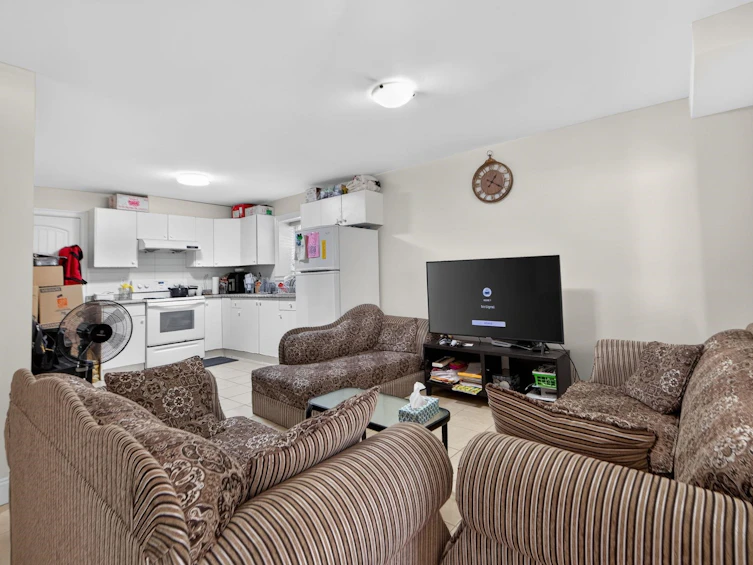 13296 62a Avenue, Surrey, BC, V3X 0A9 - 32