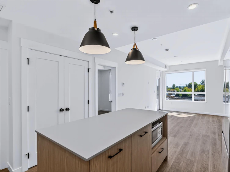 503-27249 Aldergrove Town Centre Drive, Langley, BC, V4W 3N7 - 11