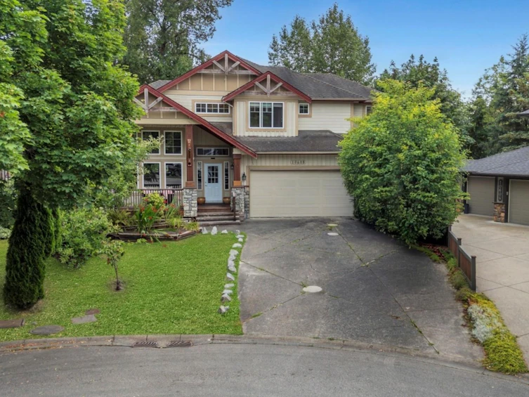 10608 240a Street, Maple Ridge, BC, V2W 2B1