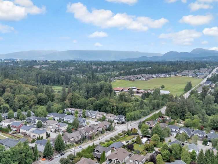 10608 240a Street, Maple Ridge, BC, V2W 2B1 - 36