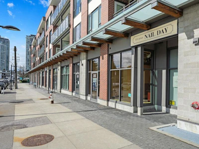 216-5355 Lane Street - 4