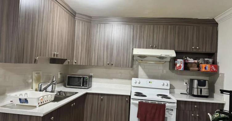 14435 Chartwell Drive, Surrey, BC, V3S 5E3 - 2