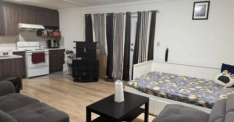 14435 Chartwell Drive, Surrey, BC, V3S 5E3