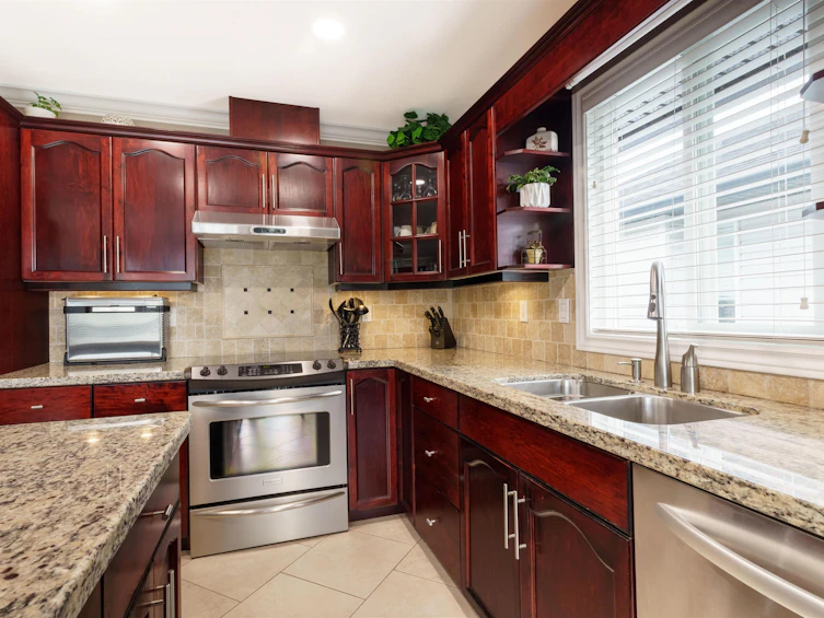 20281 Kent Street, Maple Ridge, BC, V2X 3T7 - 7