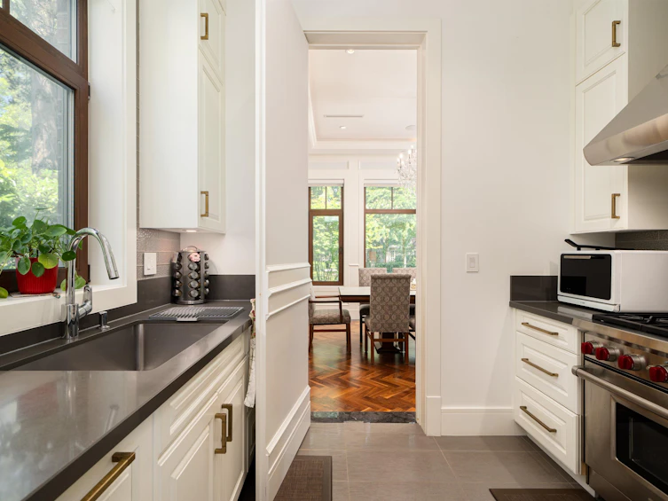 5937 Churchill Street, Vancouver, BC, V6M 3H4 - 8
