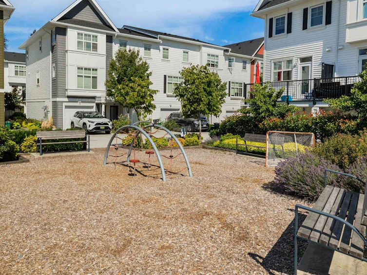 4-27735 Roundhouse Drive, Abbotsford, BC, V4X 0B9 - 29