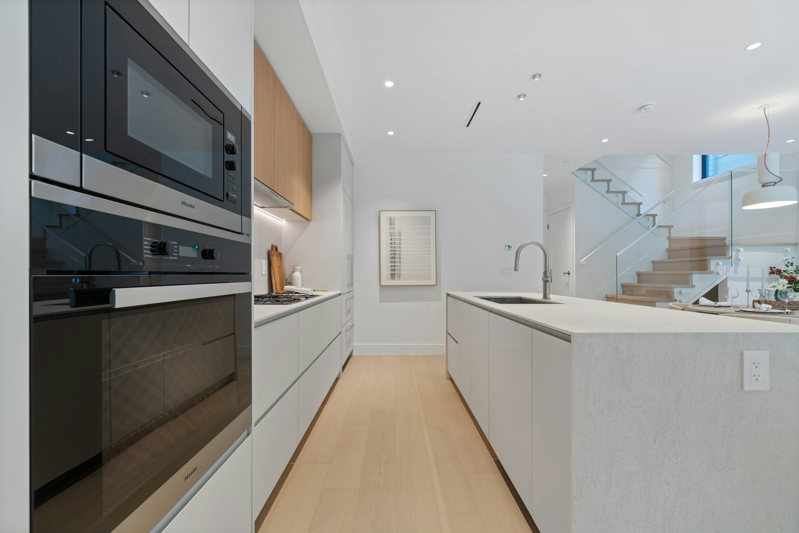 1-2926 W 12th Avenue, Vancouver, BC, V6K 2R3 - 5
