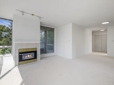 402-9603 Manchester Drive - 5