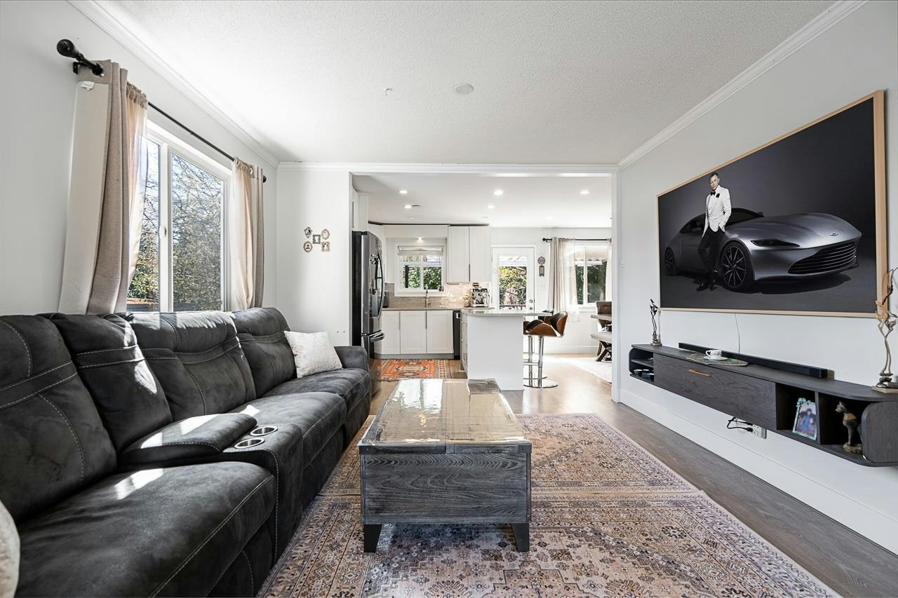 2333 Kirkstone Road, North Vancouver, BC, V7J 3M1 - 5
