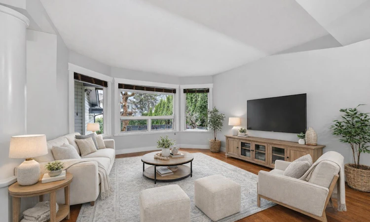 5591 Oliver Drive