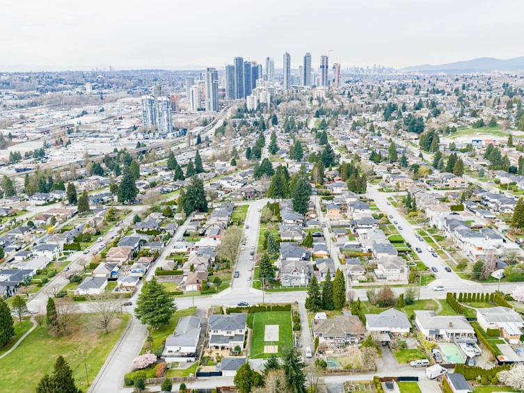 1988 Kensington Avenue, Burnaby, BC, V5B 4E1 - 15