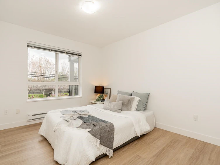 215-14960 102a Avenue, Surrey, BC, V3R 6A3 - 23