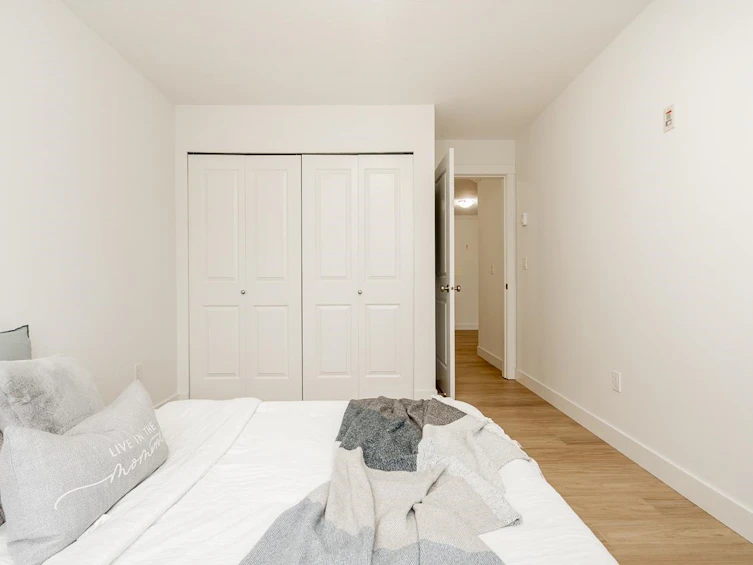 215-14960 102a Avenue, Surrey, BC, V3R 6A3 - 24