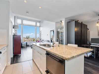 421-2970 King George Boulevard - 5