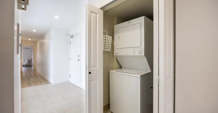 409-3580 W 41, Vancouver, BC, V6N 3E6 - 6