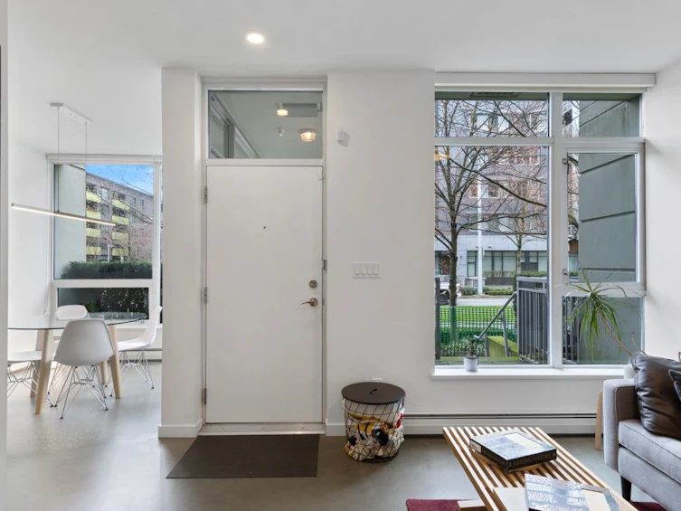 128 W 1st Avenue, Vancouver, BC, V5Y 0H5 - 3