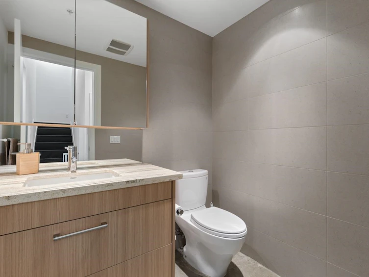 128 W 1st Avenue, Vancouver, BC, V5Y 0H5 - 14