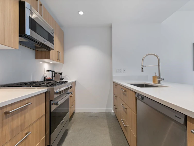 128 W 1st Avenue, Vancouver, BC, V5Y 0H5 - 10