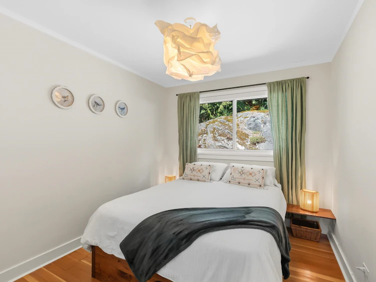 6577 Marine Drive, West Vancouver, BC, V7W 2S8 - 9