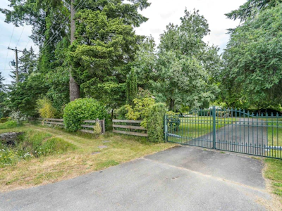 7538 240 Street - 3