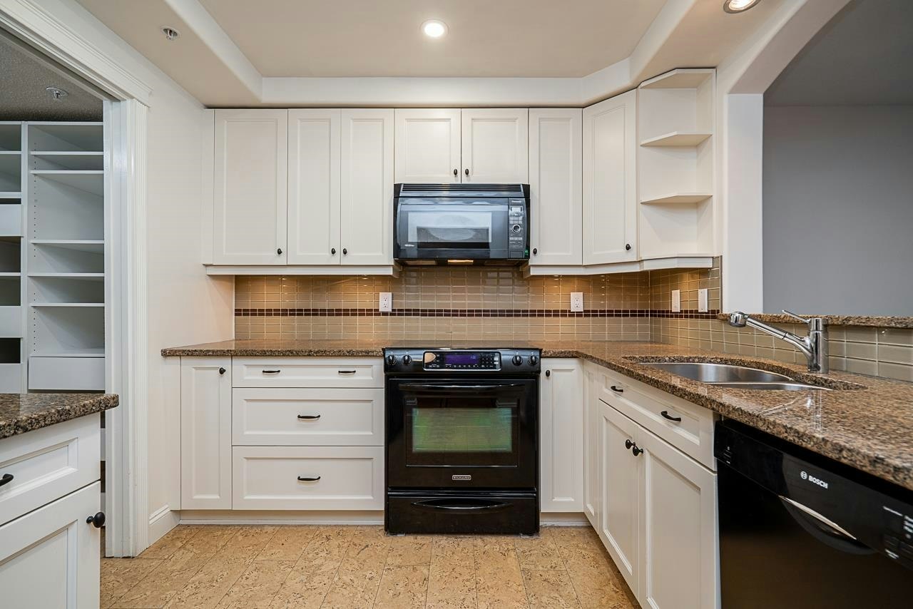 213-220 Newport Drive, Port Moody, BC, V3H 5B8
