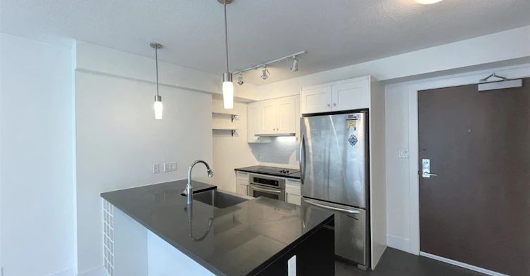 7F-888 Homer Street, Vancouver, BC, V6B 0H7