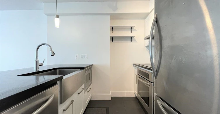 7F-888 Homer Street, Vancouver, BC, V6B 0H7 - 2