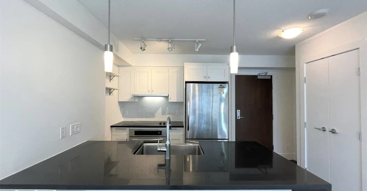 7F-888 Homer Street, Vancouver, BC, V6B 0H7 - 3