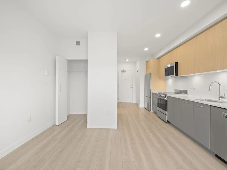 412-10777 138 Street, Surrey, BC, V3T 0T5 - 7